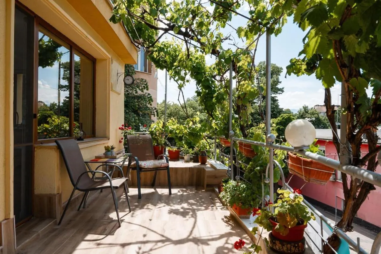 Cozy Apartment Green Terrace, Mrenicov 普罗夫迪夫